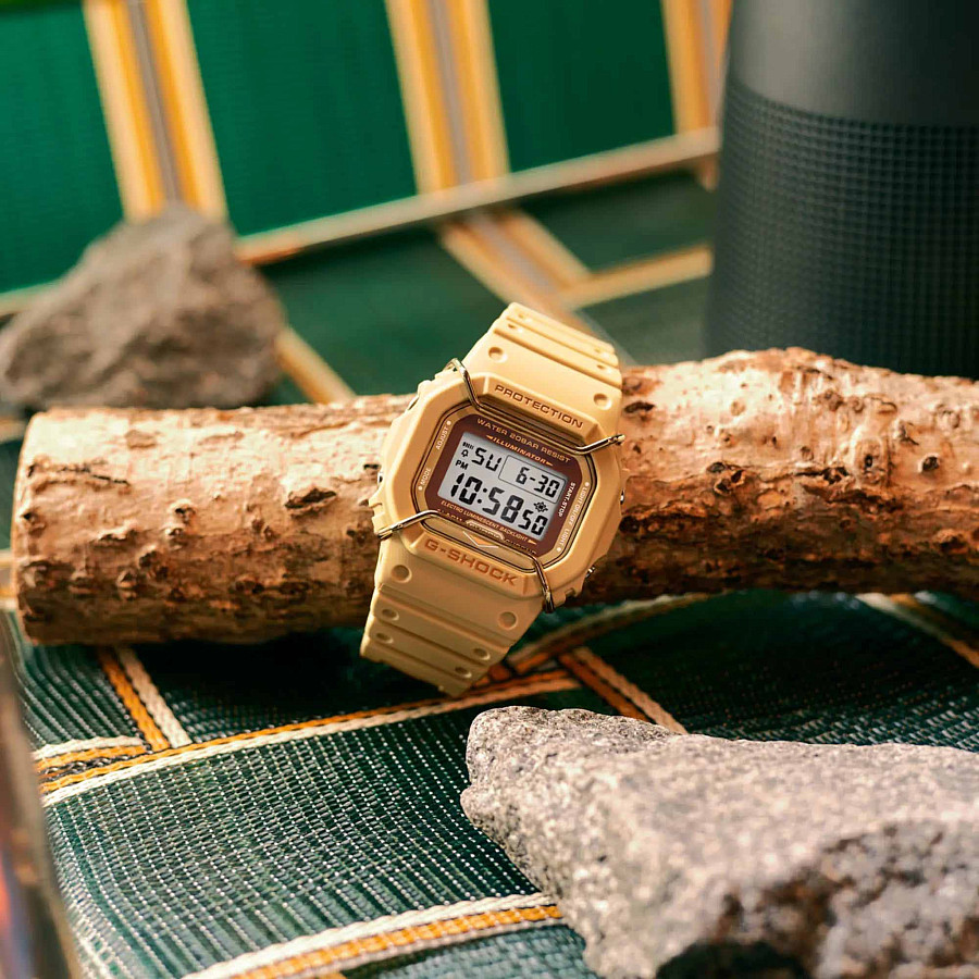 Часы Casio G-Shock DW-5600PT-5DR (DW-5600PT-5) — Япония, электронные