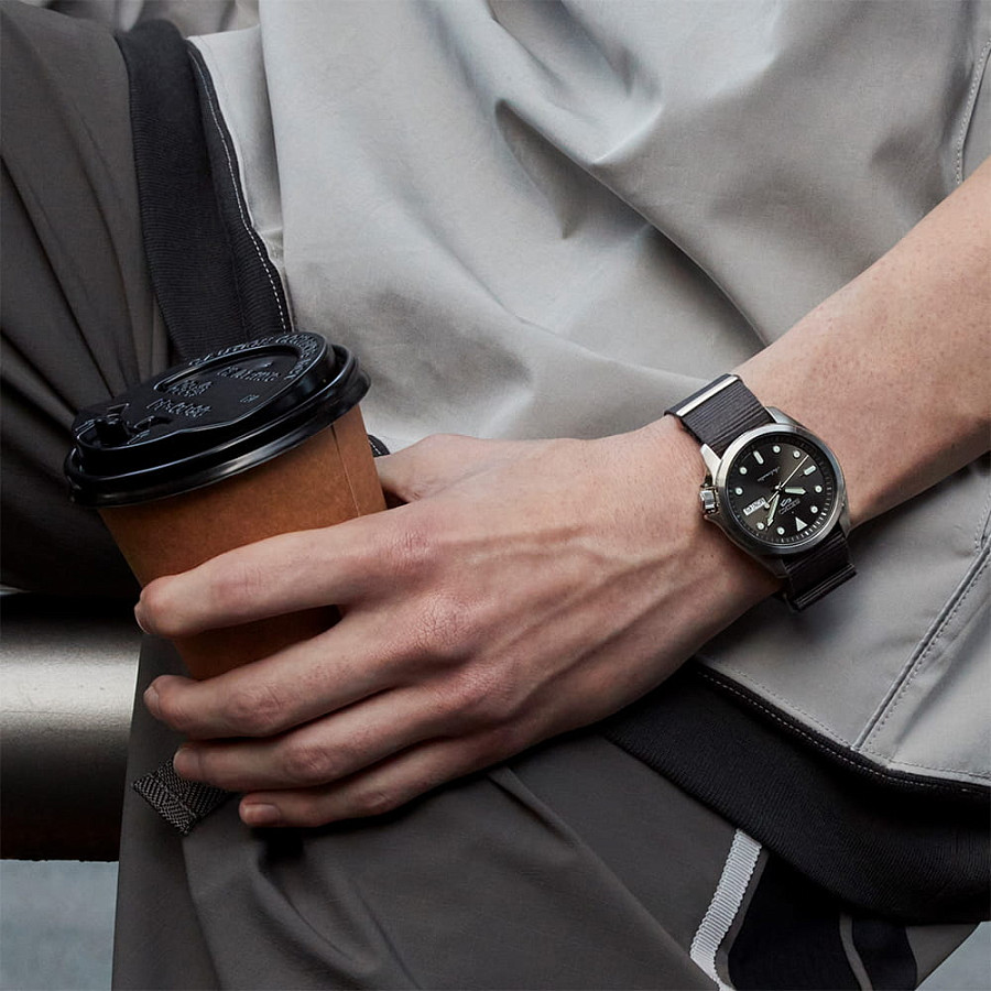 Часы Seiko 5 Sports SRPE61K1S — металл сталь, тканевый