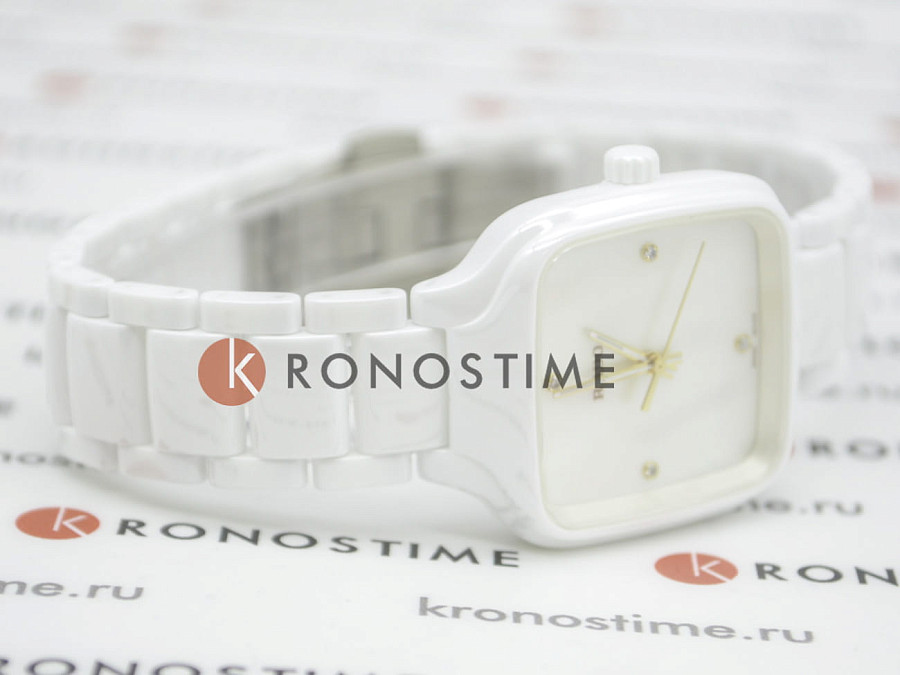 Часы Rado True Square Diamonds R27072902 — женские, высокотехнологичная керамика + титан
