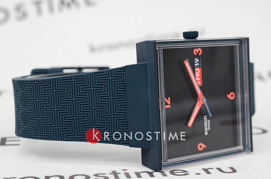 Часы Swatch Squared Off SO34M701 — биокерамика, Швейцария