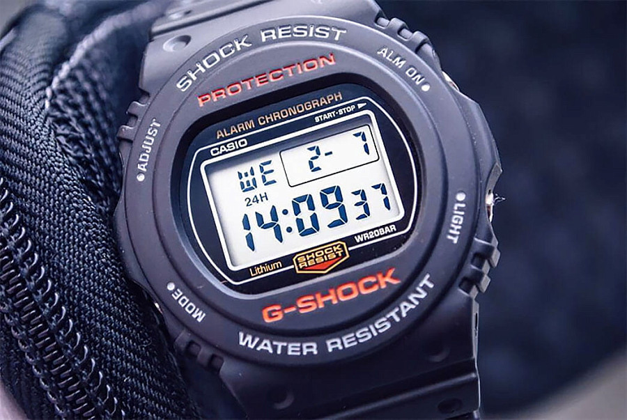 Часы Casio G-Shock DW-5750UE-1 — мужские, черный