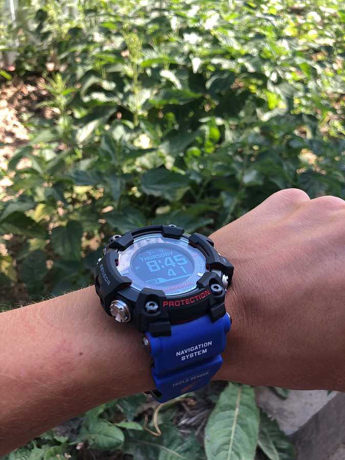 Часы Casio G-Shock GPR-B1000TLC-1D — мужские, синий