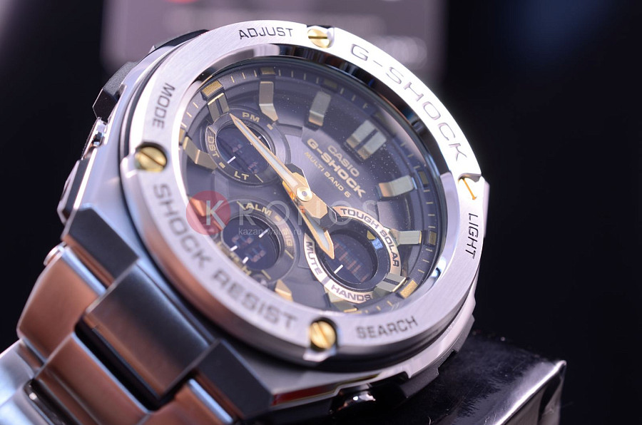 Часы Casio G-Shock GST-W110D-1A9 — металл, Япония