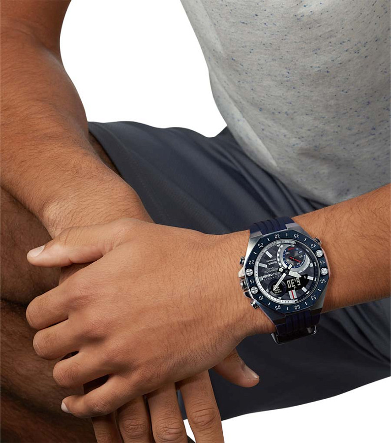 Часы Casio Edifice ECB-10AT-1A — мужские, полимер