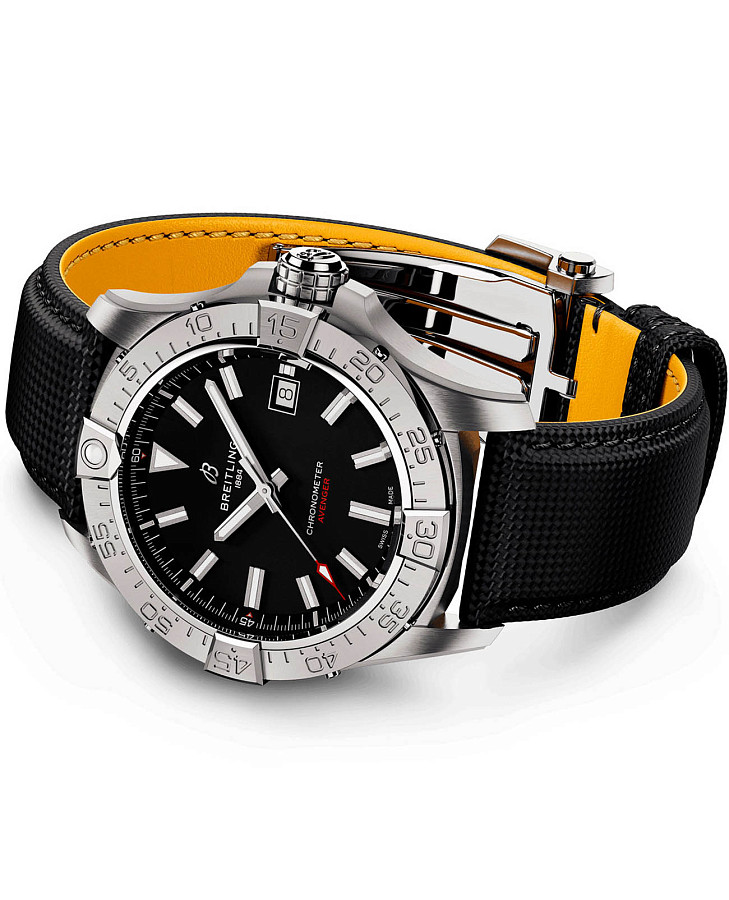 Часы Breitling Avenger A17328101B1X1 — сталь металл, Швейцария
