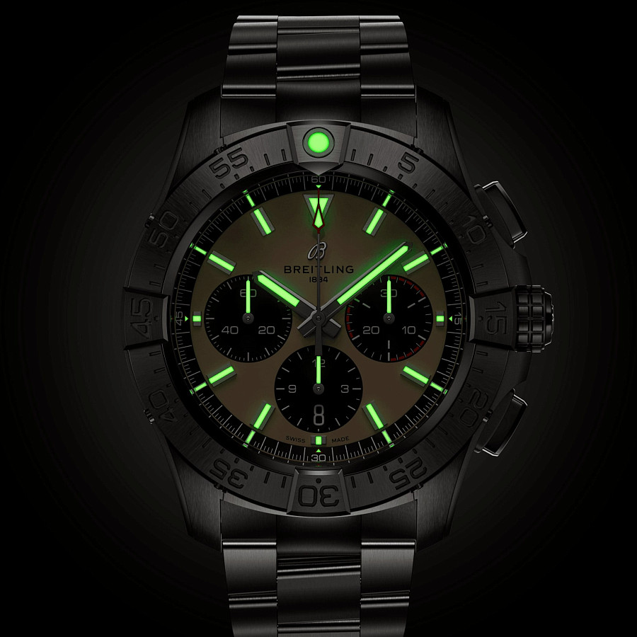 Часы Breitling Avenger B01 Chronograph 44 AB0147101A1A1 — нержавеющая сталь, мужские