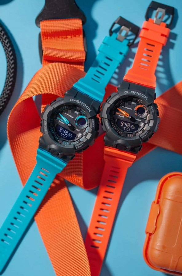 Часы Casio G-Shock GMA-B800SC-1A4 — электронные, Япония, мужские
