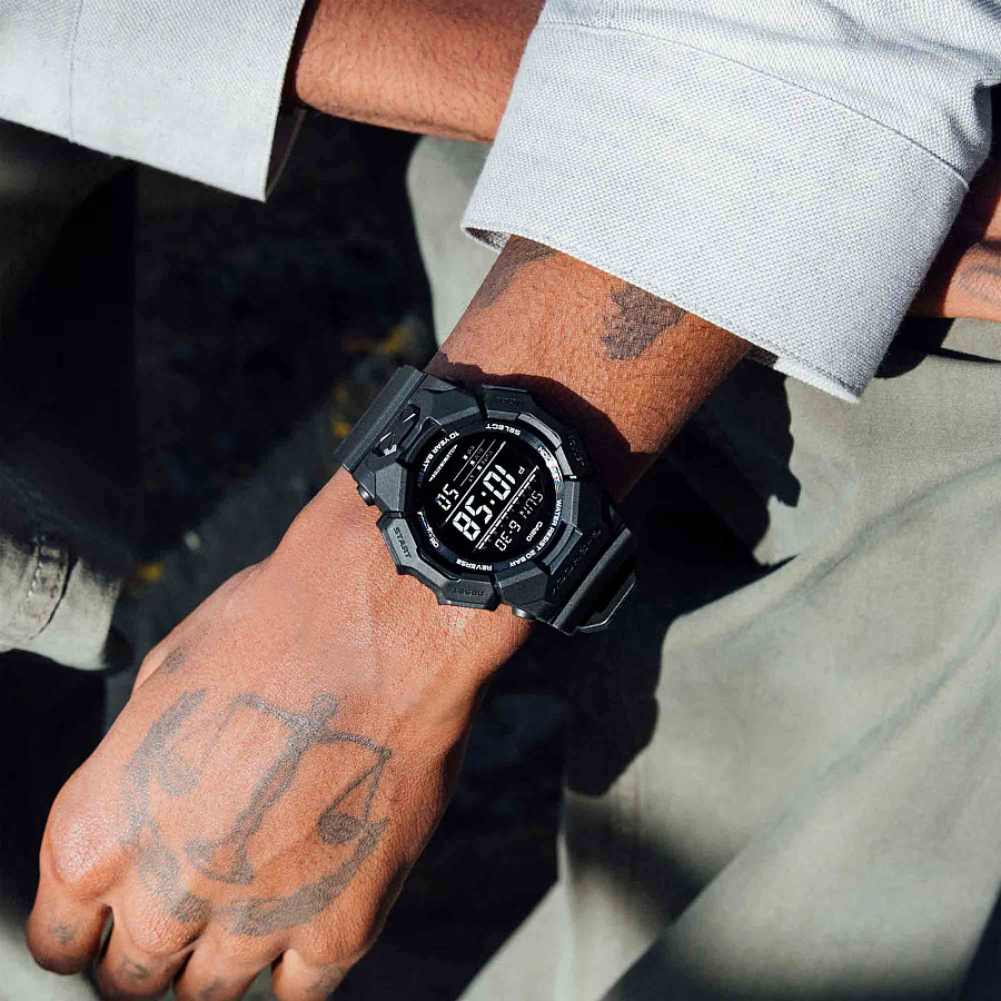 Часы Casio G-Shock GD-010-1A1 — пластик, мужские