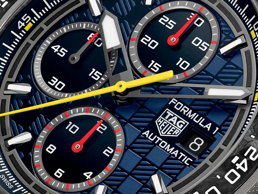 Часы TAG Heuer Formula 1 X Oracle Red Bull Racing CBZ2080.BF0009 — титановый, мужские