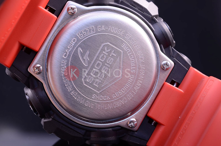 Часы Casio G-Shock GA-700SE-1A4 — артикул GA-700SE-1A4
