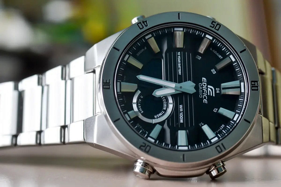 Часы Casio Edifice ERA-110D-1A — Япония, кварцевые