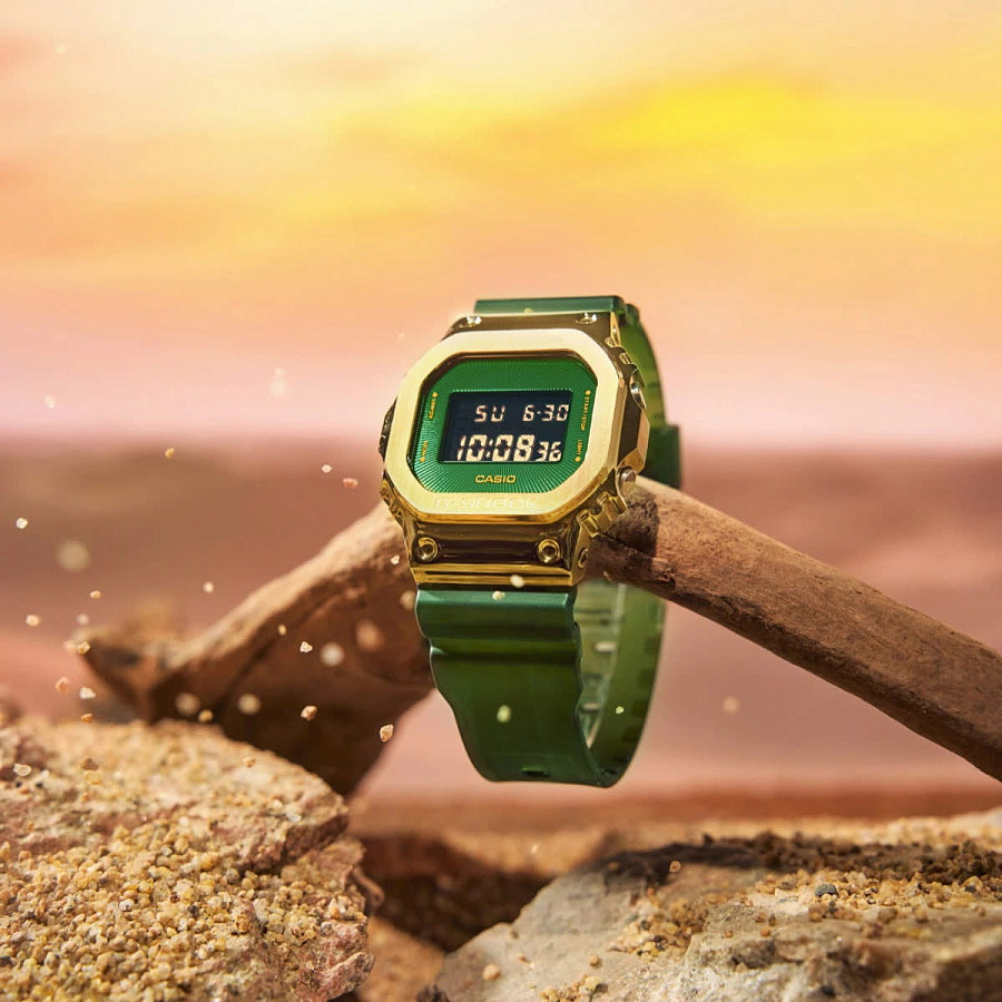 Часы Casio G-Shock GM-5600CL-3DR (GM-5600CL-3) — сталь металл пластик, Япония