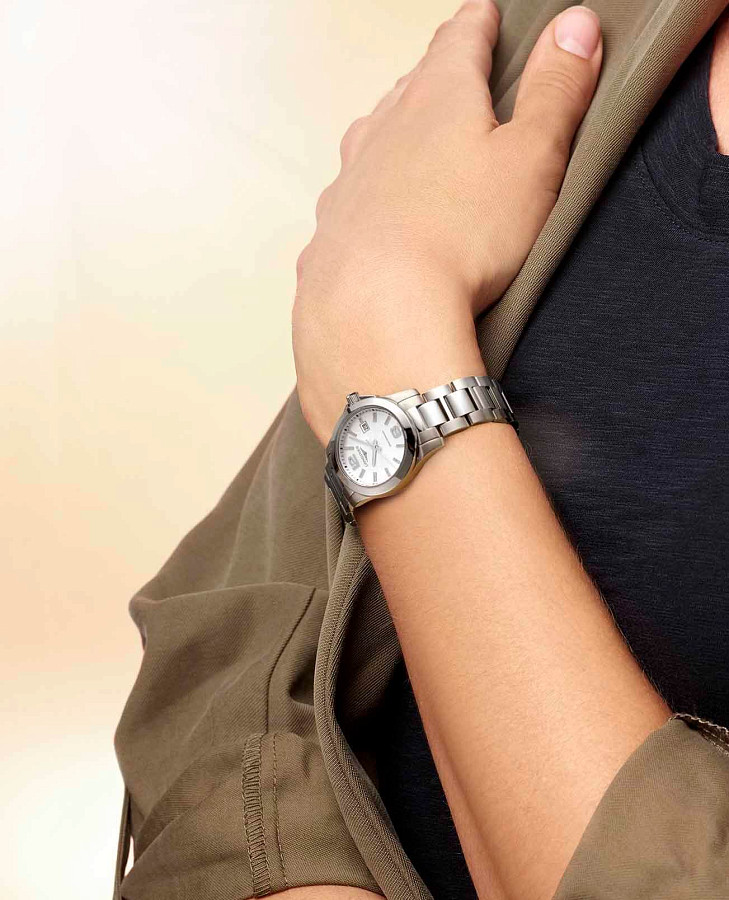 Часы Longines Conquest L3.376.4.76.6 — Швейцария, кварцевые