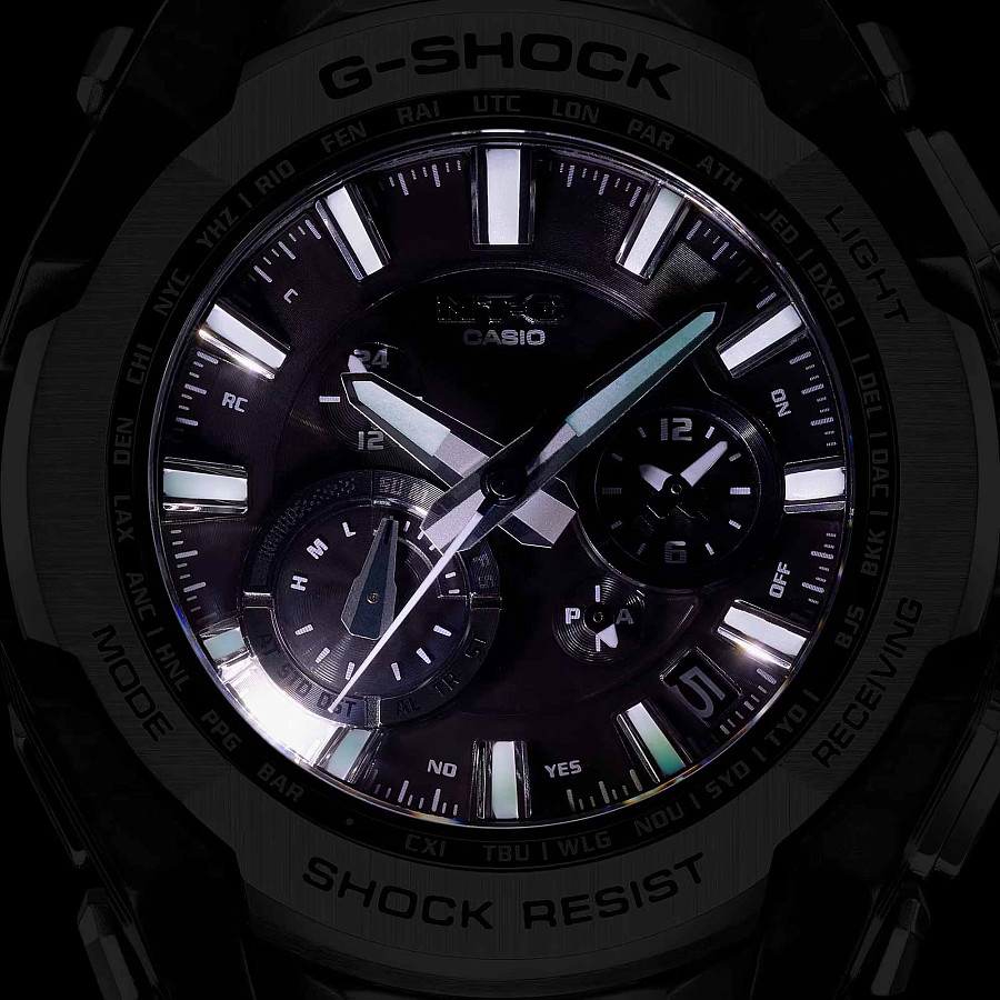 Часы Casio G-Shock Premium MTG-B4000-1A — мужские, полимер