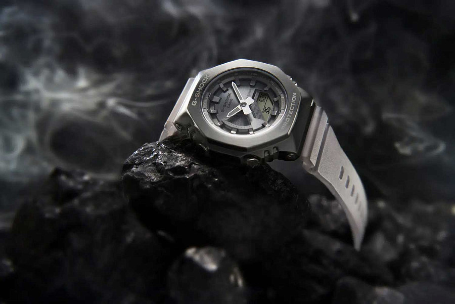 Часы Casio G-Shock GM-S2100MF-1A — электронные, Япония, женские