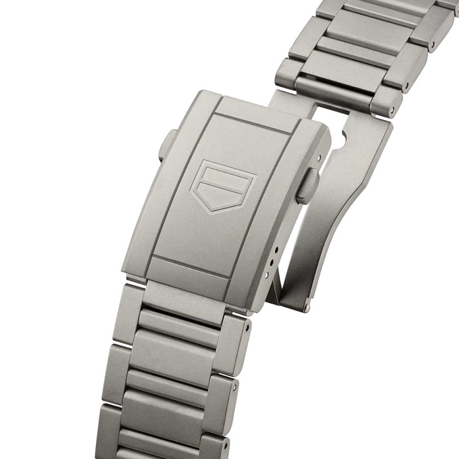 Часы TAG Heuer Formula 1 Chronograph CBZ2082.BF0009 — титановый, мужские
