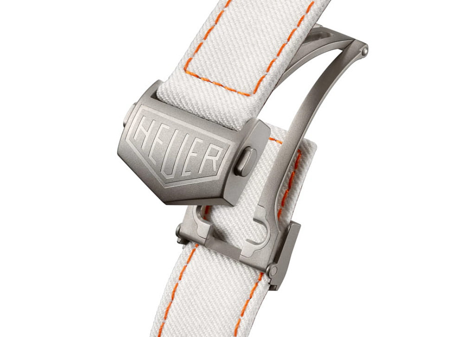 Часы TAG Heuer Monaco Chronograph x Gulf CAW218G.EB0393 — титан, Швейцария