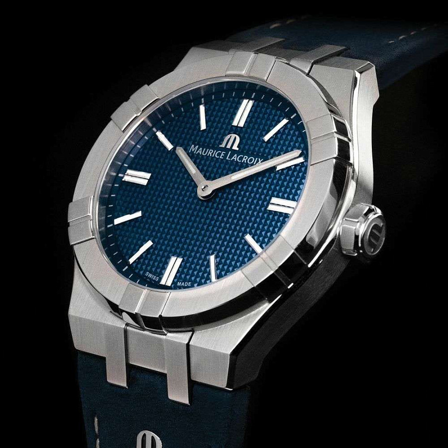Часы Maurice Lacroix Aikon Manual 39mm Collectors Edition AI7007-SS00E-430-C — артикул AI7007-SS00E-430-C