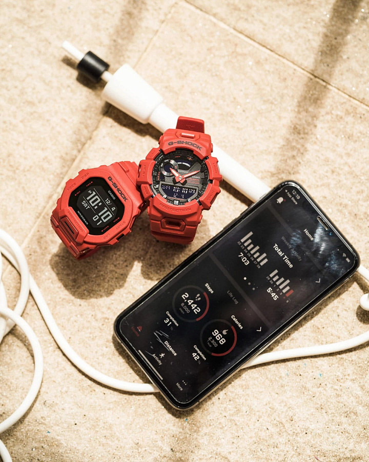 Часы Casio G-Shock GBD-200RD-4 — Япония, электронные