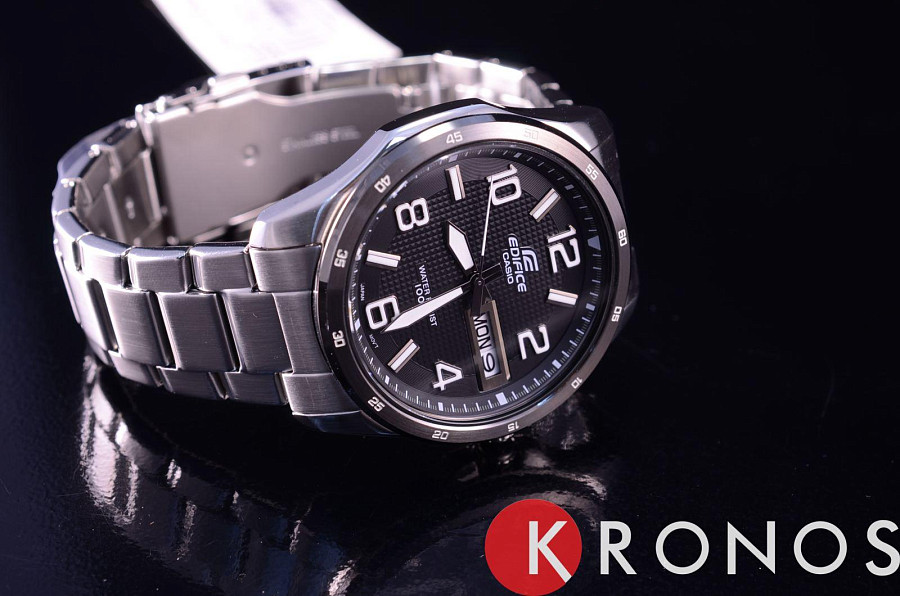 Часы Casio Edifice EF-132D-1A7 — кварцевые, металл сталь