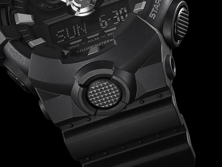 Часы Casio G-Shock GA-700-1BDR (GA-700-1B) — пластик, пластик