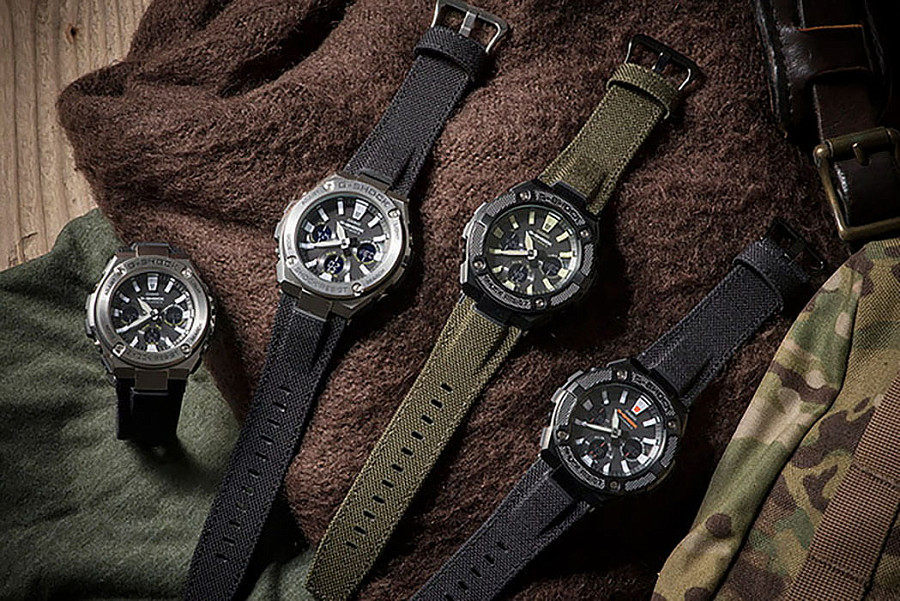 Часы Casio G-Shock GST-W130BC-1A3 — черный, пластик сталь металл