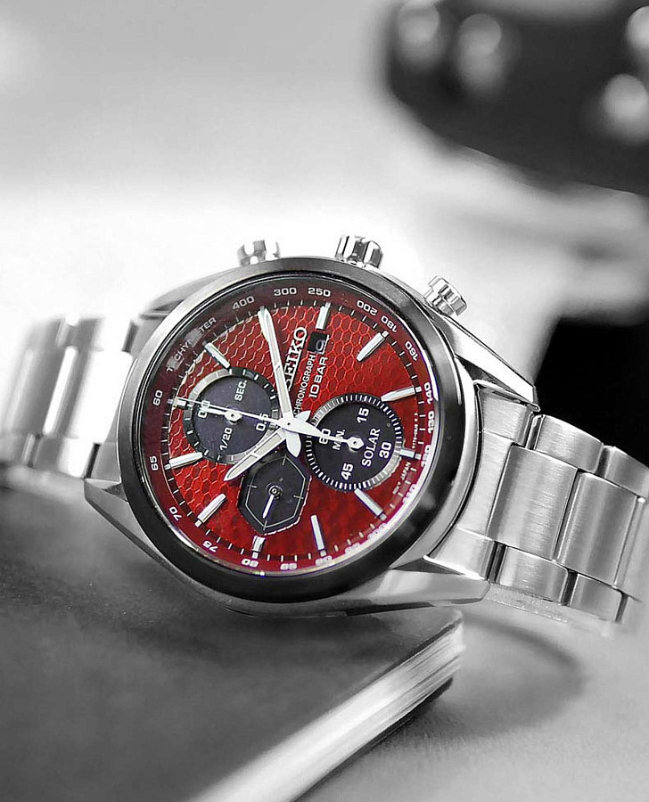 Часы Seiko Conceptual Series Sports SSC771P1 — кварцевые, сталь