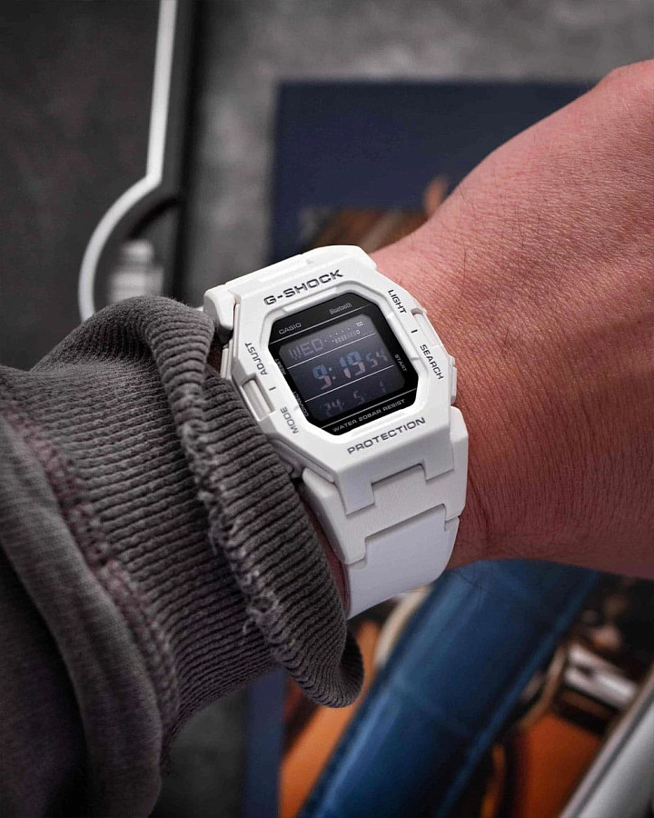 Часы Casio G-Shock GD-B500-7DR (GD-B500-7) — электронные, пластик