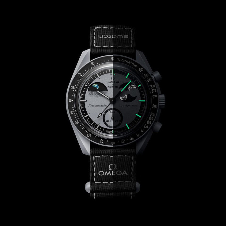 Часы Swatch x Omega Bioceramic Moonswatch Mission to EarthPhase SO33M700 — биокерамика, Швейцария