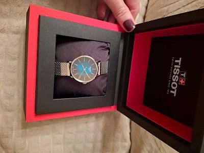 Фото покупателя: Швейцарские наручные часы Tissot Everytime Lady T143.210.11.091.00