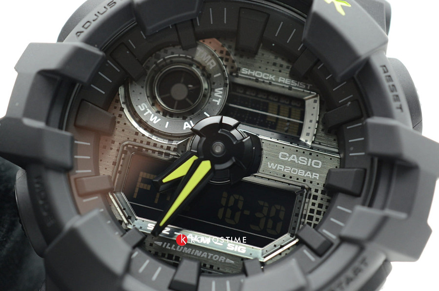 Часы Casio G-Shock GA-700DC-1A — пластик, Япония