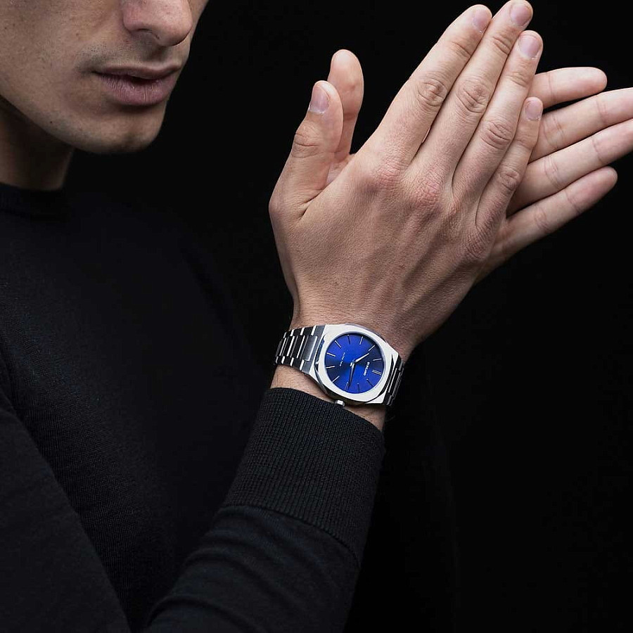 Часы D1 Milano Ultra Thin UTBJ09 — кварцевые, Италия, мужские