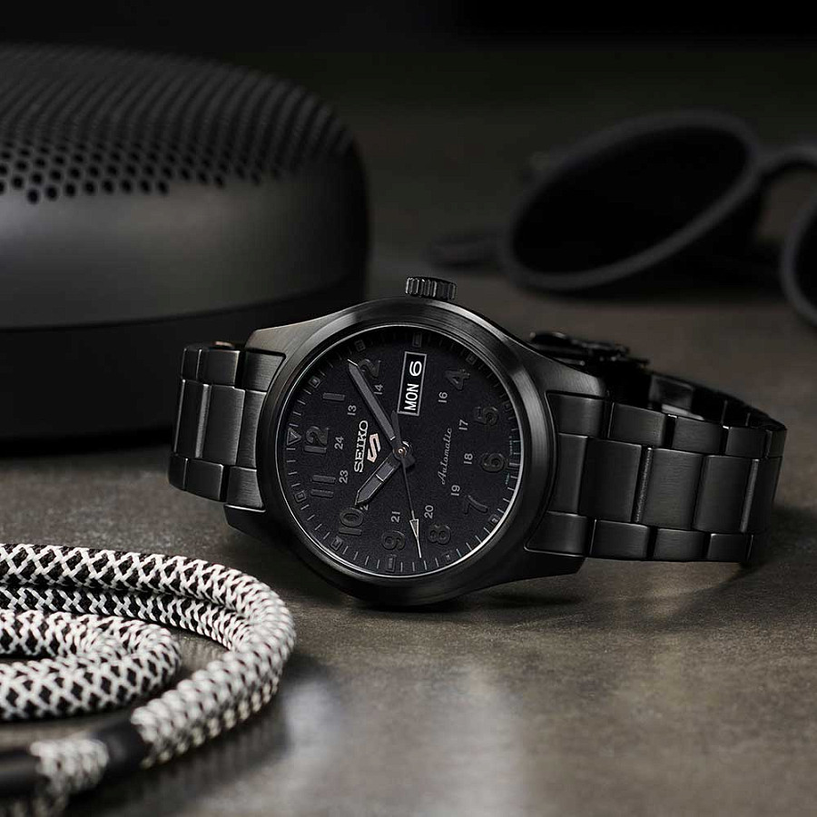 Часы Seiko 5 Sports SRPJ09K1 — мужские, черный
