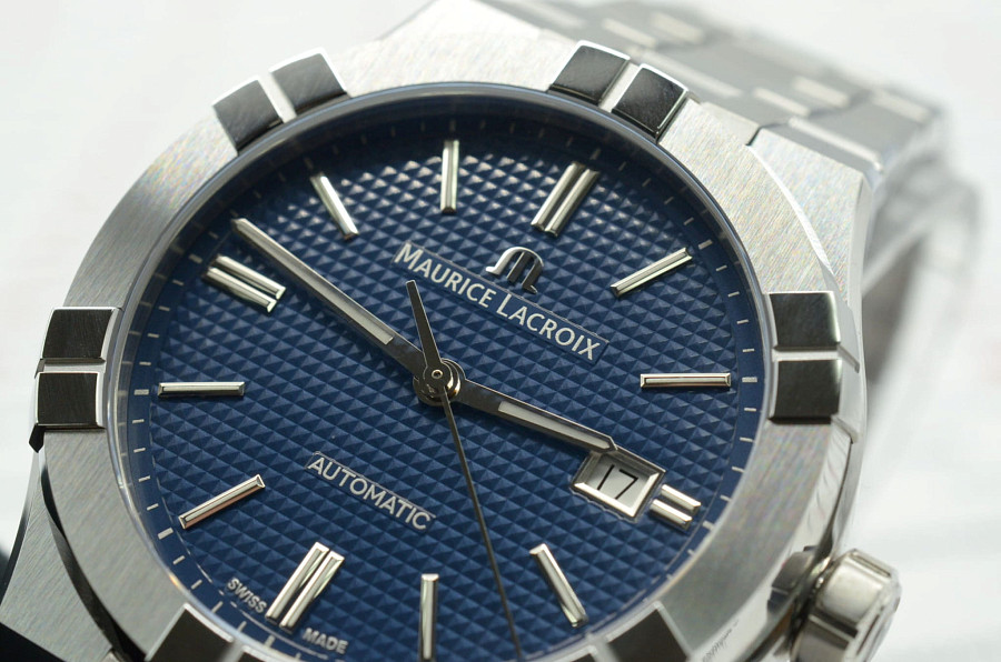 Часы Maurice Lacroix Aikon Automatic AI6008-SS002-430-2 — нержавеющая сталь, мужские