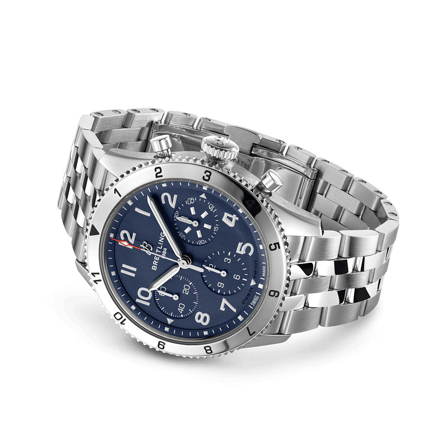 Часы Breitling Classic Avi Chronograph 42 Tribute To Vought F4U Corsair A233801A1C1A1 — сталь металл, Швейцария