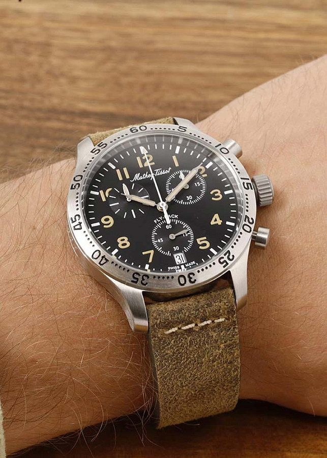 Часы Mathey-Tissot Type 21 H1821CHALNO — кварцевые, сталь металл