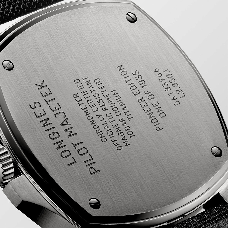 Часы Longines Pilot Majetek L2.838.1.53.2 — металл сталь, Швейцария