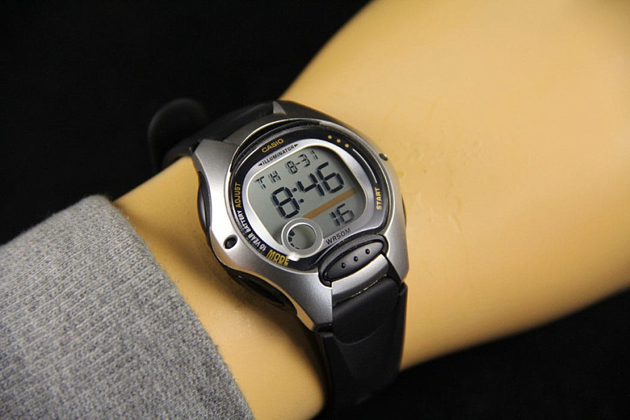 Часы Casio Collection LW-200-1A — кварцевые, Япония, женские