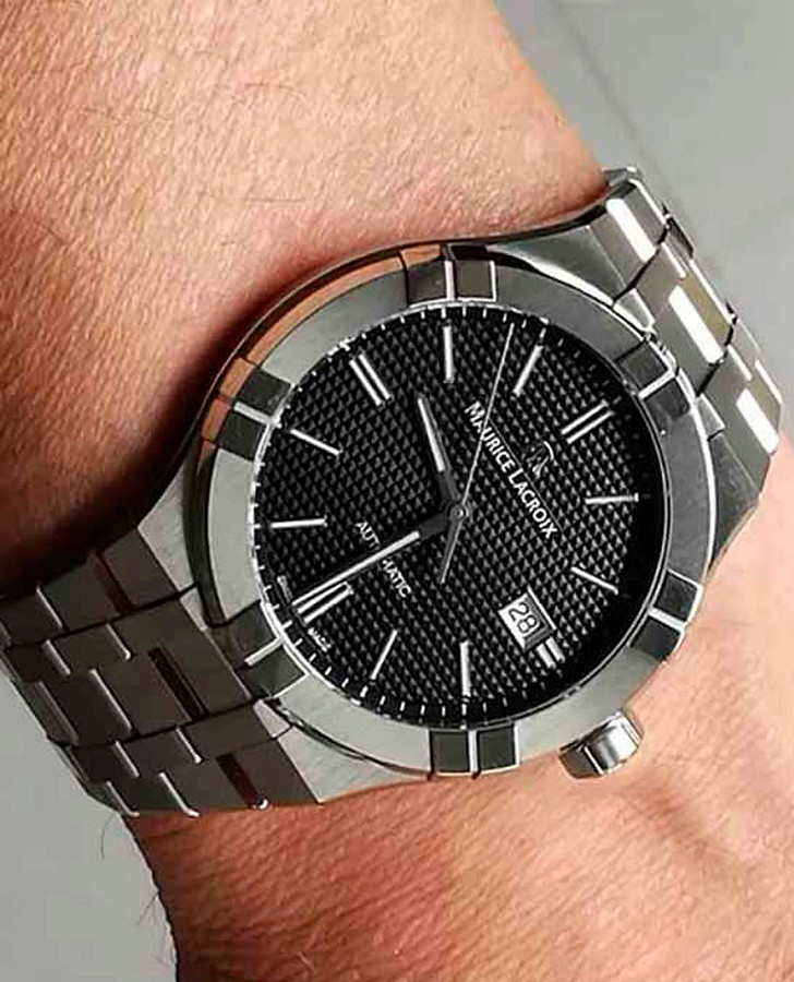 Часы Maurice Lacroix Aikon Automatic AI6008-SS002-330-2 — нержавеющая сталь, мужские