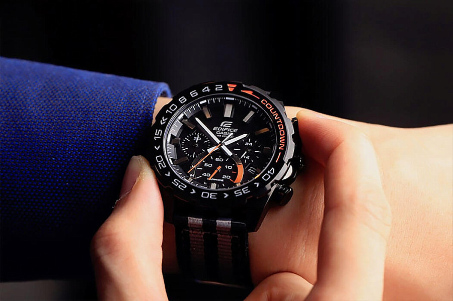 Часы Casio Edifice EFS-S550BL-1A — кварцевые, сталь металл
