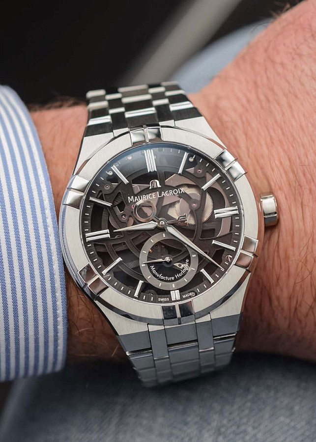Часы Maurice Lacroix Aikon Automatic Skeleton AI6028-SS002-030-1 — механические, металл сталь