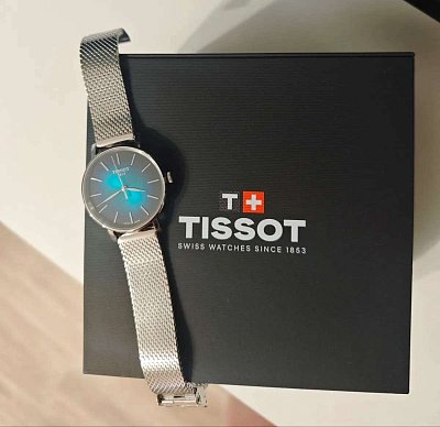 Фото покупателя: Швейцарские наручные часы Tissot Everytime Lady T143.210.11.091.00