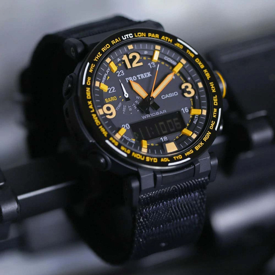 Часы Casio Pro Trek PRG-600YB-1 — кварцевые, пластик сталь металл