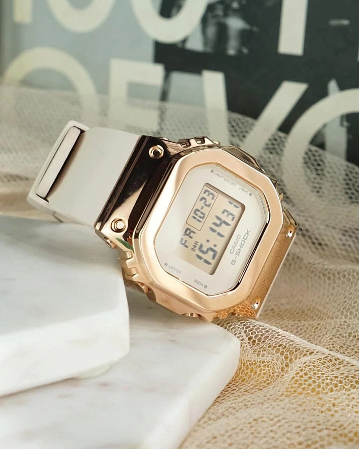 Часы Casio G-Shock GM-S5600UPG-4ER — пластик сталь, Япония