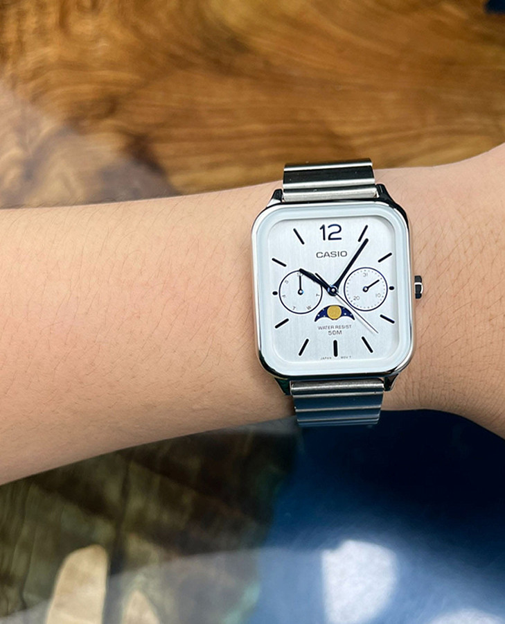 Часы Casio Collection MTP-M305D-7A — Япония, кварцевые