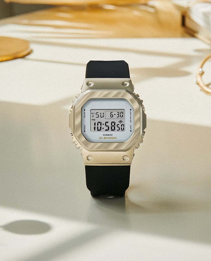 Часы Casio G-Shock GM-S5600BC-1DR (GM-S5600BC-1) — женские, черный