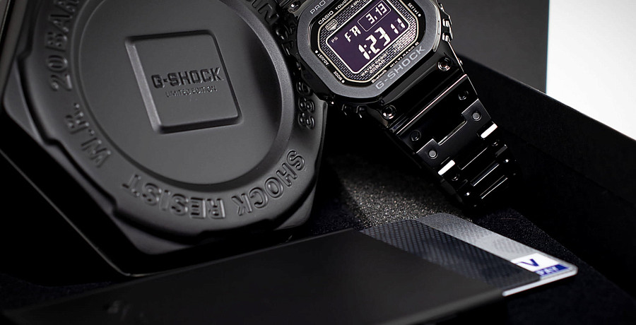 Часы Casio G-Shock GMW-B5000GDLTD-1 — черный, электронные