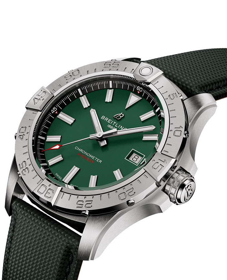 Часы Breitling Avenger Automatic 42 A17328101L1X1 — механические, сталь металл