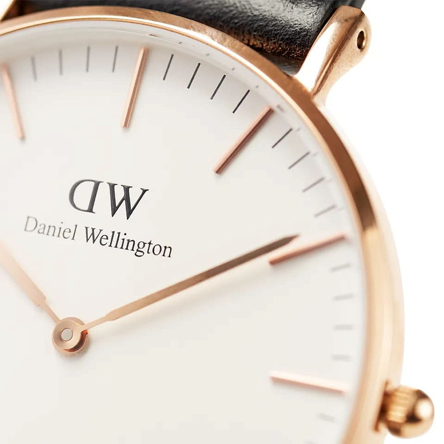 Часы Daniel Wellington Classic Sheffield DW00100036 — кварцевые, сталь
