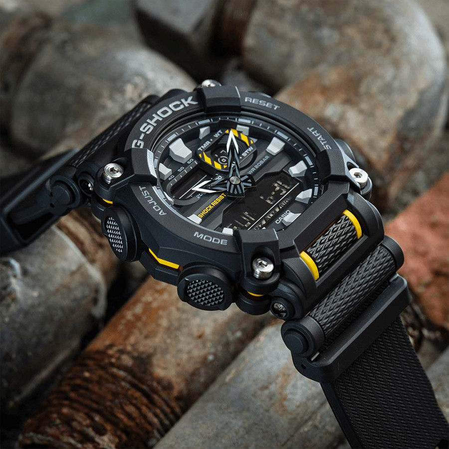 Часы Casio G-Shock GA-900-1ADR (GA-900-1A) — полимер, мужские